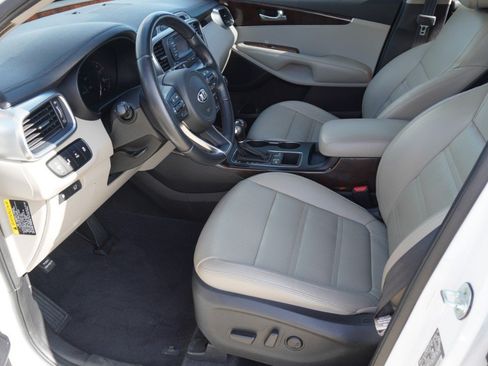 Used 2016 Kia Sorento EX w/ EX Premium Package FWD image 13