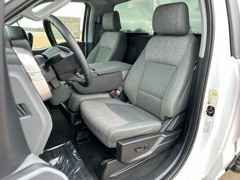 Used 2025 Ford F450 XLT w/ 360-Degree Camera Package image 11