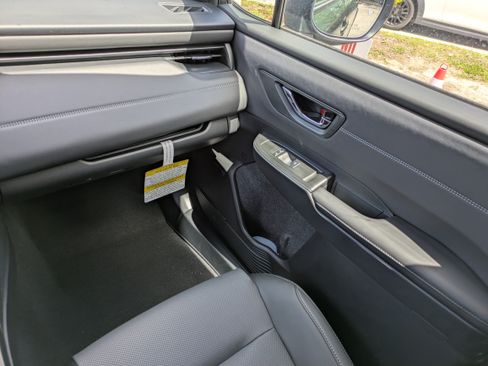 New 2026 Subaru Outback Touring XT AWD/4WD image 15