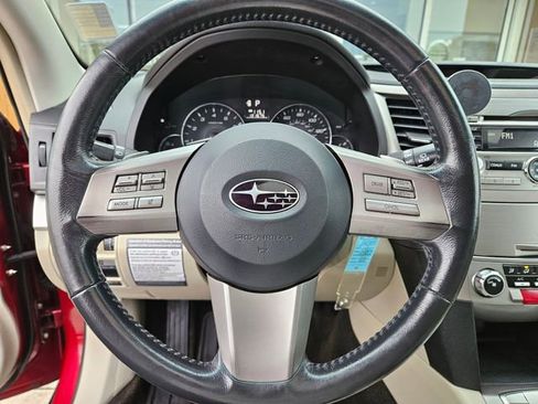 Used 2011 Subaru Outback 2.5i Premium AWD/4WD image 21
