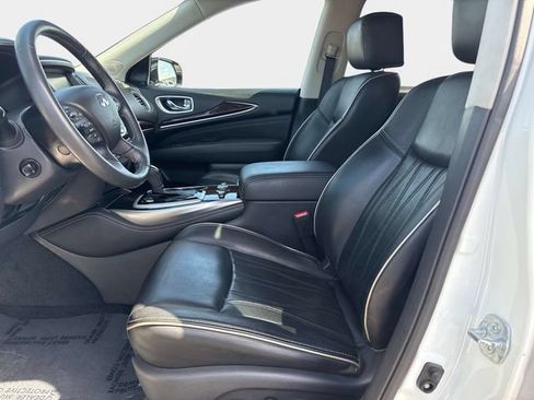 Used 2017 INFINITI QX60 FWD w/ Deluxe Technology Package image 16