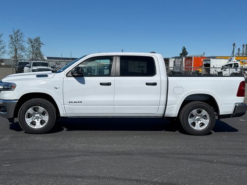 New 2026 RAM 1500 4WD 4D Crew Cab Big Horn/Lone image 6