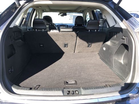 Used 2019 Ford Edge SEL w/ Equipment Group 201A image 9