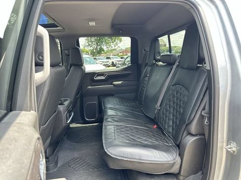 Used 2023 Chevrolet Silverado 1500 LTZ w/ LTZ Premium Package AWD/4WD image 27