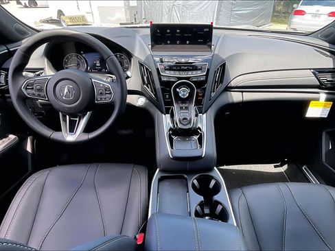 New 2026 Acura RDX SH-AWD image 5