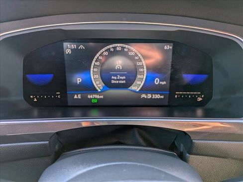 Used 2022 Volkswagen Tiguan SE image 12