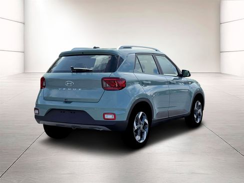 New 2026 Hyundai Venue SEL image 7