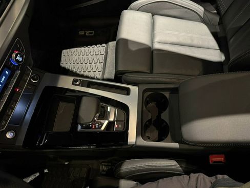 Used 2025 Audi Q5 2.0T Premium Plus w/ Premium Plus Package image 17