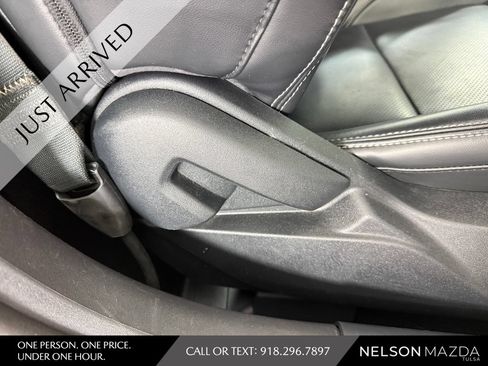 Used 2024 Ford Mustang Premium RWD image 36