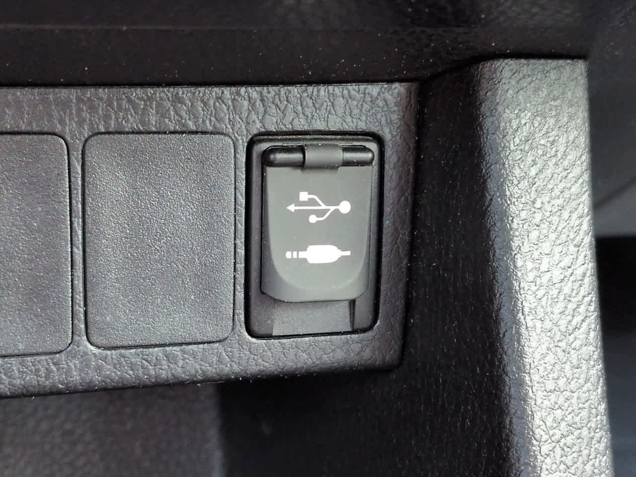Used 2017 Toyota Corolla LE FWD image 20