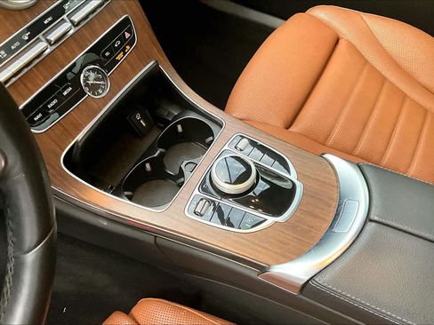 Used 2019 Mercedes-Benz C 300 Sedan image 16