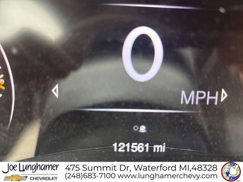 Used 2014 Jeep Grand Cherokee Overland w/ Advanced Technology Group AWD/4WD image 16