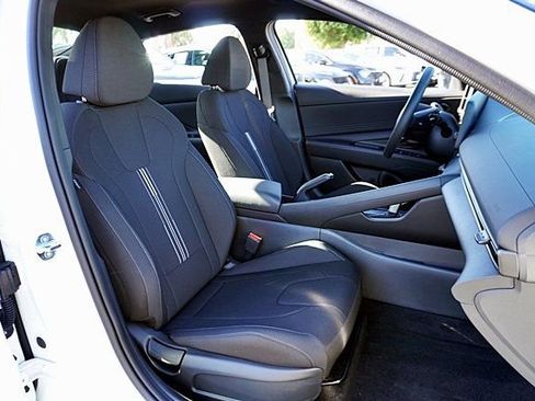 Certified 2026 Hyundai Elantra Sport FWD image 12