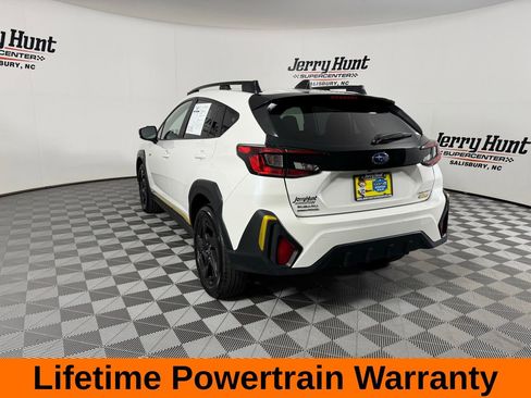 Used 2024 Subaru Crosstrek 2.5i Sport AWD/4WD image 9