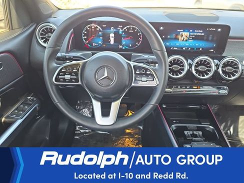 Used 2023 Mercedes-Benz GLB 250 4MATIC w/ Premium Package image 14