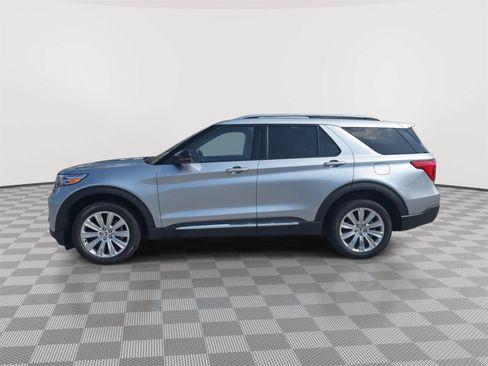 Used 2023 Ford Explorer Limited w/ Equipment Group 301A AWD/4WD image 4