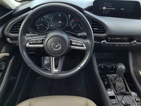 Certified 2022 MAZDA MAZDA3 s image 13