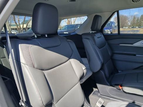 New 2026 Ford Explorer Active AWD/4WD image 33
