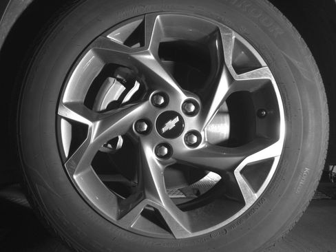 Used 2025 Chevrolet Trax LT FWD image 12