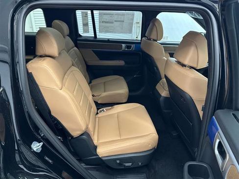 New 2026 Hyundai Santa Fe Calligraphy image 17