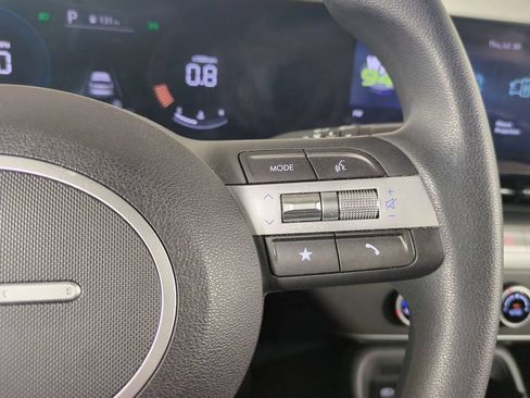 Used 2024 Hyundai Kona SE FWD image 31
