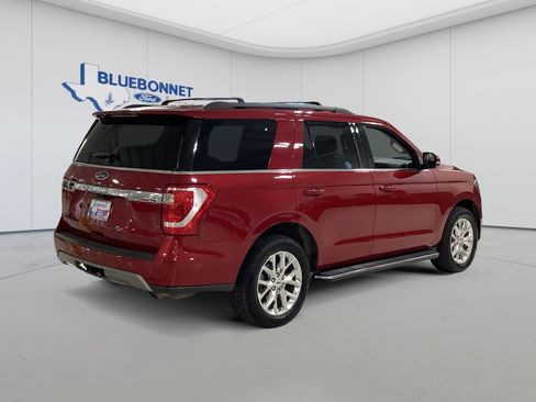 Used 2020 Ford Expedition XLT w/ Equipment Group 202A RWD image 5