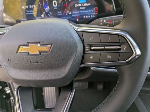 New 2026 Chevrolet Equinox LT image 16