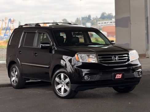 Used 2012 Honda Pilot Touring image 1