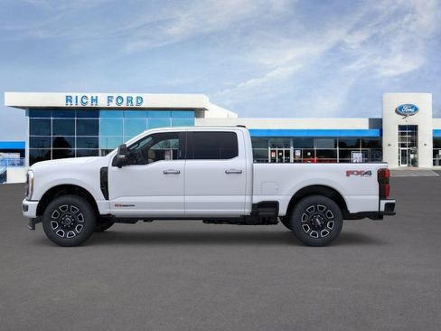 New 2026 Ford F250 Platinum AWD/4WD image 3