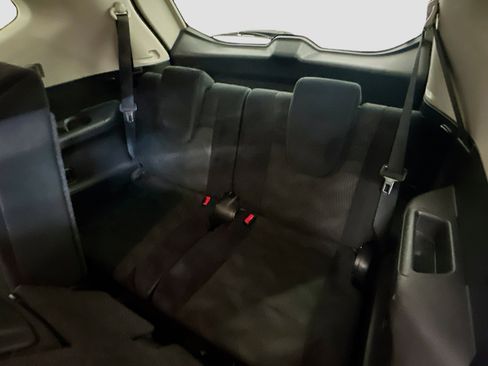 Used 2015 Nissan Rogue SV w/ SV Family Package image 29