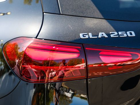 New 2025 Mercedes-Benz GLA 250 image 8