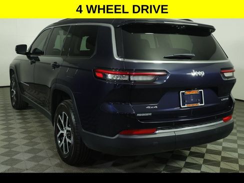 Certified 2023 Jeep Grand Cherokee L Limited w/ Luxury Tech Group II AWD/4WD image 5