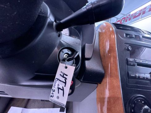 Used 2006 Saturn Vue 2WD V6 image 16