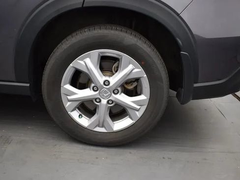 Used 2024 Honda HR-V LX image 34