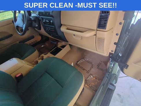 Used 1998 Jeep Wrangler Sahara image 26