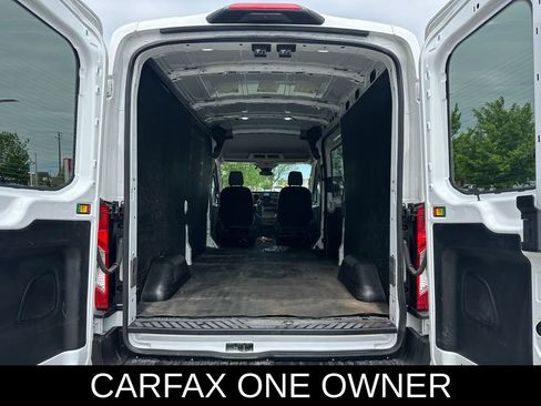 Used 2024 Ford Transit 250 148 Medium Roof w/ Exterior Upgrade Package RWD image 9