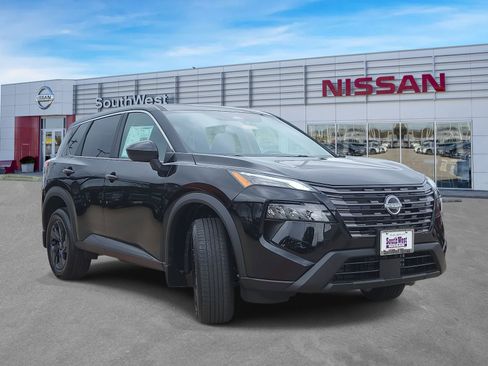 New 2026 Nissan Rogue SV image 4