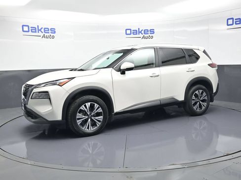 Used 2023 Nissan Rogue SV w/ SV Premium Package AWD/4WD image 5