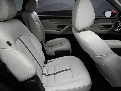 Used 2024 MAZDA CX-90 Plug-In Hybrid w/ Premium Plus image 33