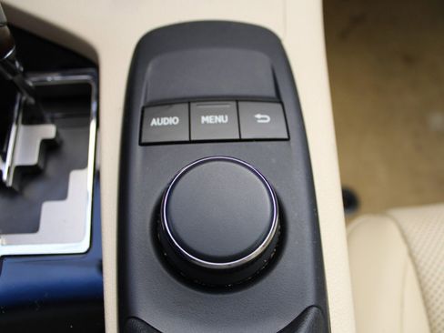 Used 2014 Lexus ES 350 image 17