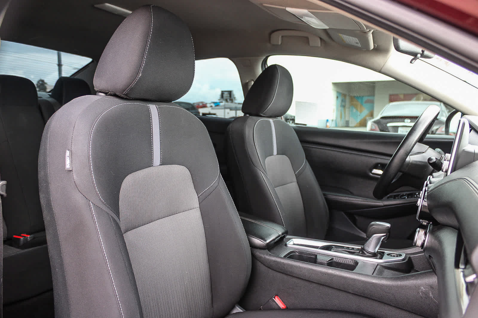 Used 2025 Nissan Sentra SV FWD image 16