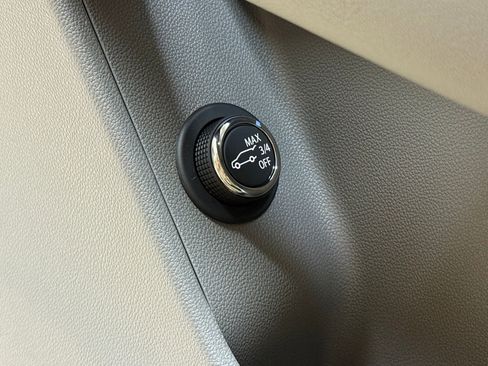 New 2026 Cadillac XT5 Premium Luxury w/ LPO, ONYX Package FWD image 18