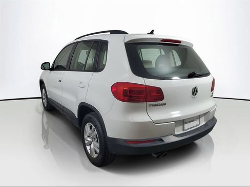 Used 2017 Volkswagen Tiguan S AWD/4WD image 4