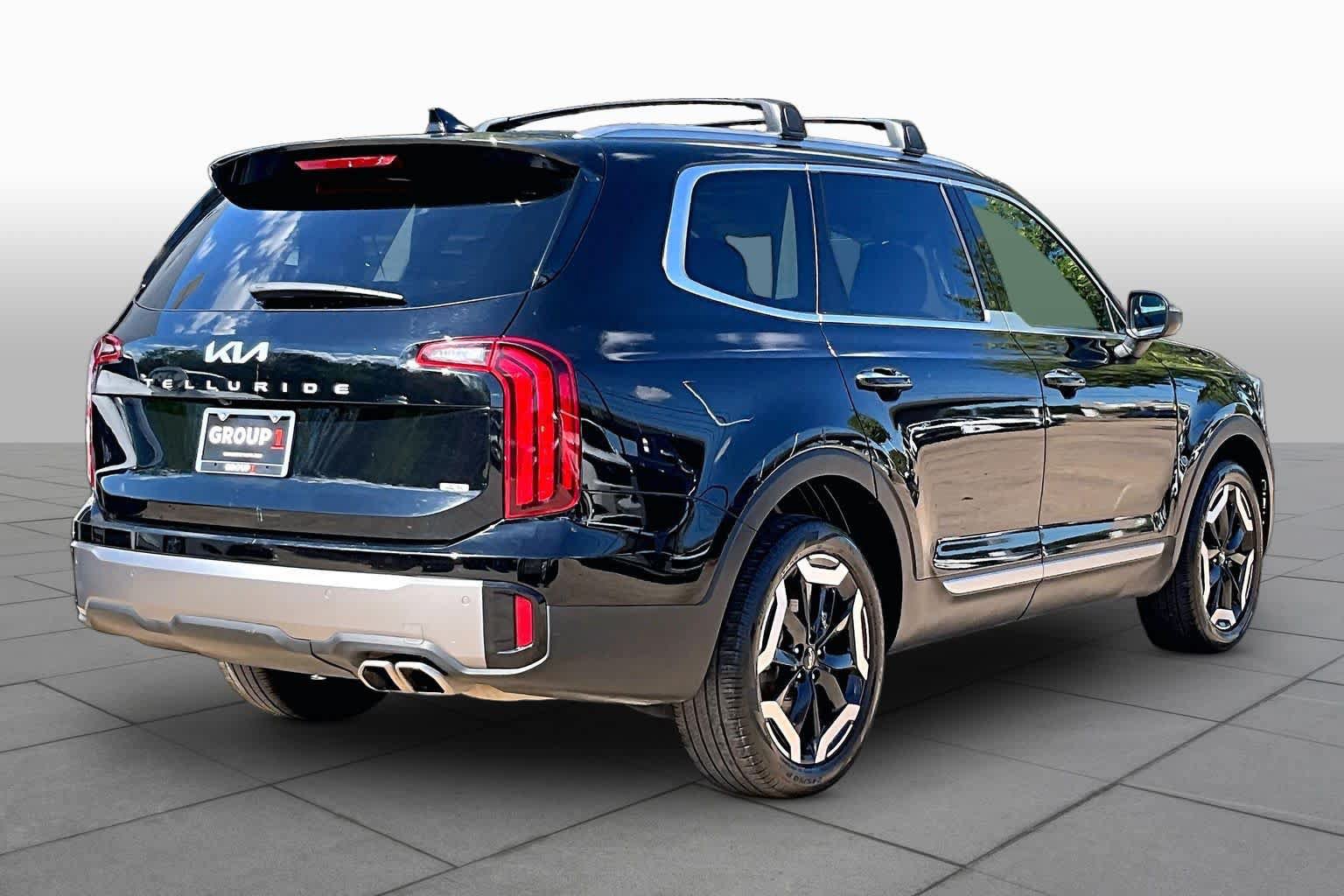 Used 2025 Kia Telluride S AWD/4WD image 13