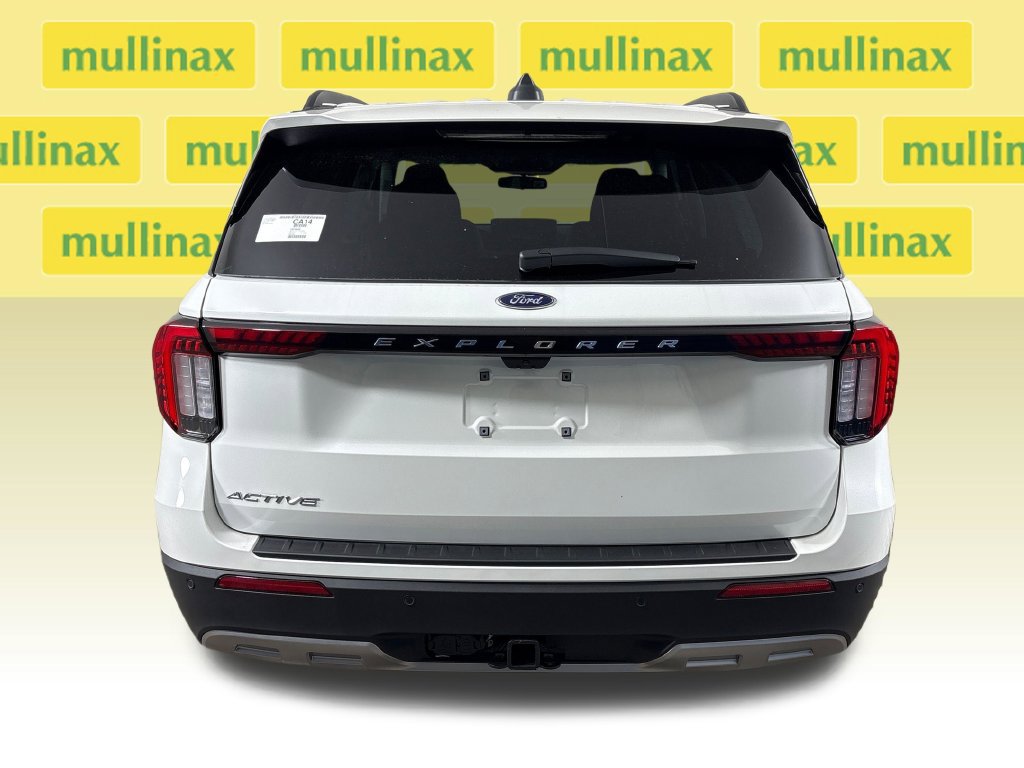New 2026 Ford Explorer Active w/ Active Comfort Package RWD image 8