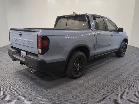 New 2026 Honda Ridgeline Black Edition image 5