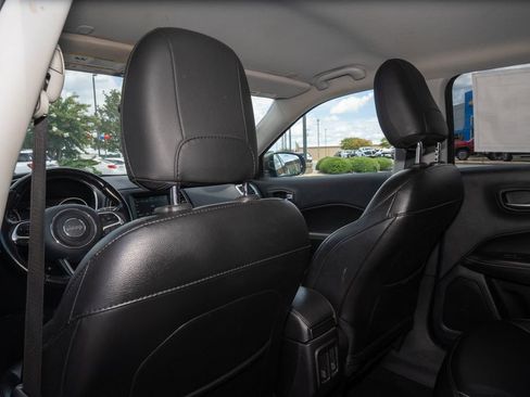 Used 2020 Jeep Compass Latitude w/ Popular Equipment Group AWD/4WD image 16