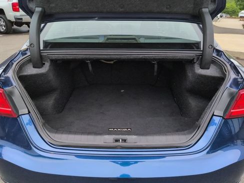 Used 2016 Nissan Maxima SR w/ Midnight Edition FWD image 28
