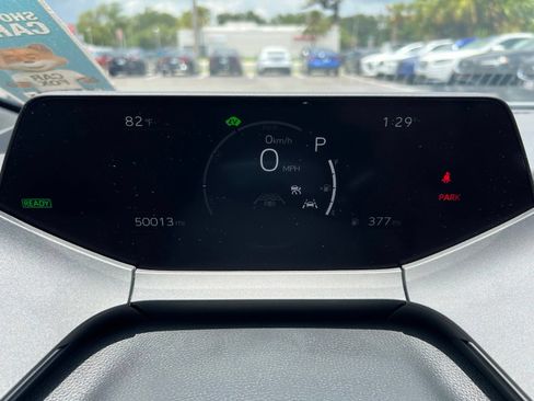 Used 2025 Toyota Prius Limited FWD image 36