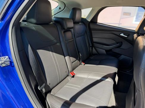 Used 2013 Ford Focus SE FWD image 19
